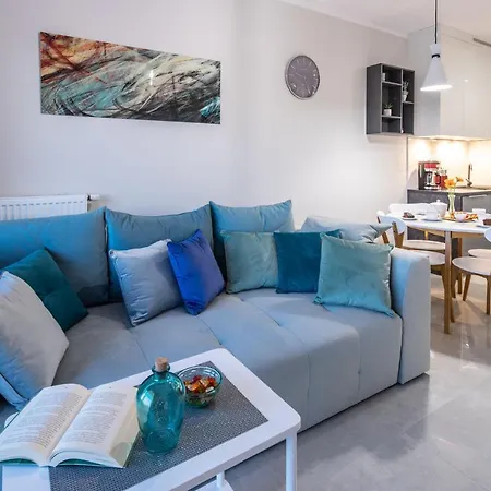 Blue Gardenia Daire *